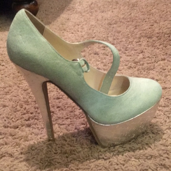 Mint Green Decor Heels - Picture 5 of 6